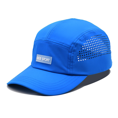 Logo à séchage rapide respirable de correction de Mesh Sports Cap With Rubber de chapeau imperméable de 5 panneaux