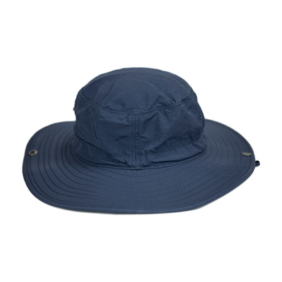 Le modèle simple en dehors du chapeau de seau de pêcheur avec le mélange de ficelle lambrisse le style