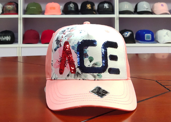 Logo rose en soie de broderie de casquettes de baseball de paillette de bord de courbe/chapeaux à la mode de papa