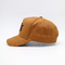 3D a brodé le chapeau 100% construit par sergé de coton de Brown jaune de casquette de baseball de modèle de lettre