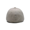 La casquette de baseball adaptée aux besoins du client de coton de 6 oeillets a renforcé le chapeau fermé élastique de coutures
