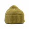 Tissu commun bonnet tricoté chapeaux personnalisés Logo à motif brodé