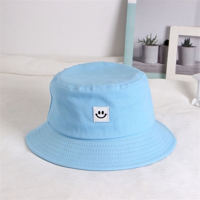 Le double chapeau dégrossi de seau de pêcheurs de 60cm pour des dames voyagent chapeau de plage