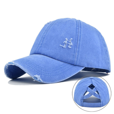 Casquette de baseball réglable affligée lavée de haut chapeau de queue de cheval de denim du coton des femmes