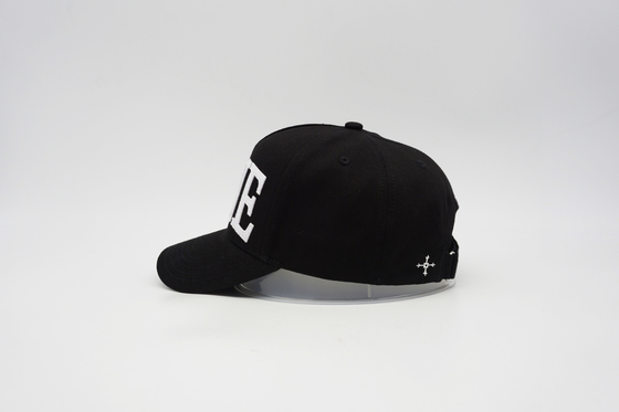 Casquette de baseball structurée par logo de broderie d'appliqué de feutre avec le profil bas réglable