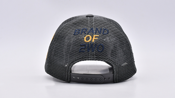 Le chapeau de camionneur de mousse de 58CM a brodé la boucle arrière en plastique Mesh Adjustable Truck Sport Hat