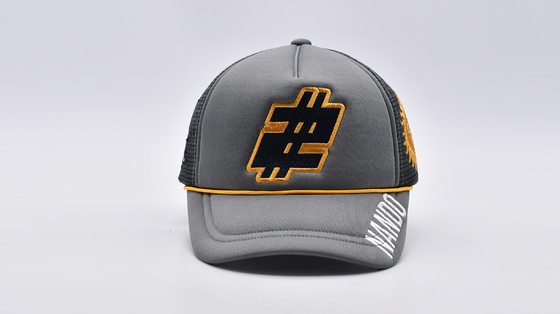 Le chapeau de camionneur de mousse de 58CM a brodé la boucle arrière en plastique Mesh Adjustable Truck Sport Hat