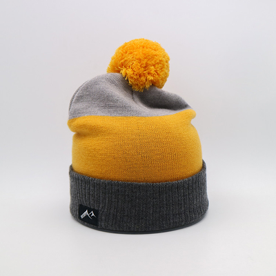 Bonnets légers en tricot de 58 cm pour la saison d'hiver en noir gris jaune