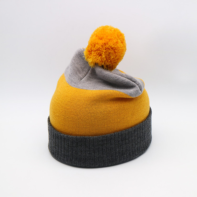 Bonnets légers en tricot de 58 cm pour la saison d'hiver en noir gris jaune