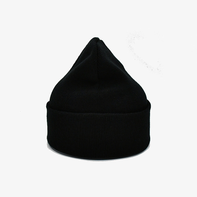 Adapté aux besoins du client tricotez le matériel acrylique de polyester de modèle de Beanie Hats With Embroidery Blank