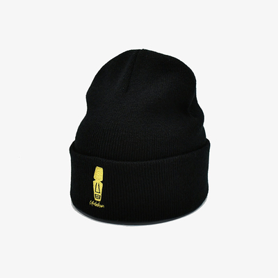 Adapté aux besoins du client tricotez le matériel acrylique de polyester de modèle de Beanie Hats With Embroidery Blank