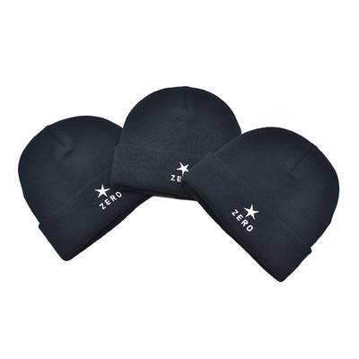 Le polyester 58CM d'OEM tricotent le logo de Beanie Hats With Custom Embroidery