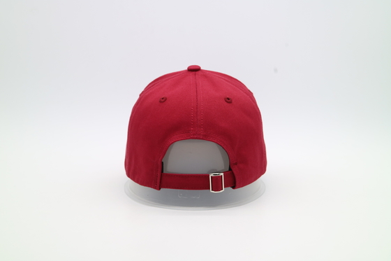 Structuré a brodé votre Logo Baseball Caps fait sur commande que l'emballage de sac de 1PCS/PP avec conçoivent en fonction du client