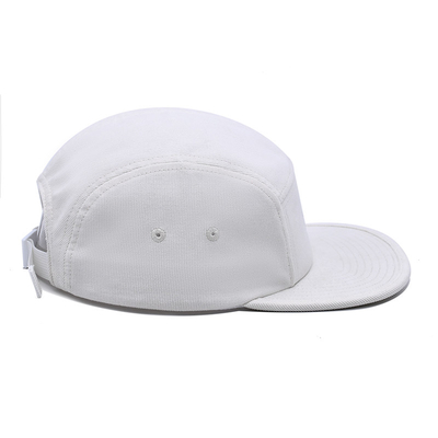 Chapeau à bord plat à 5 panneaux avec protection solaire à la mode et chapeau de sport réglable pour l'été