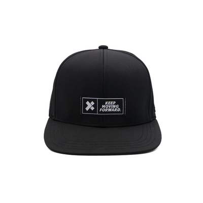 En gros Hommes personnalisés Moins de MOQ Haute qualité Tissé / Patch de cuir Logo 6 Panneau Plain Coton Flat bord Snapback Gorras