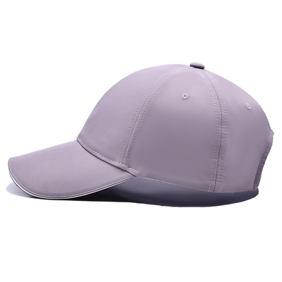 Chapeau de base-ball en blanc à six panneaux avec couronne moyenne Polyester 4 couleur de tissu assortie