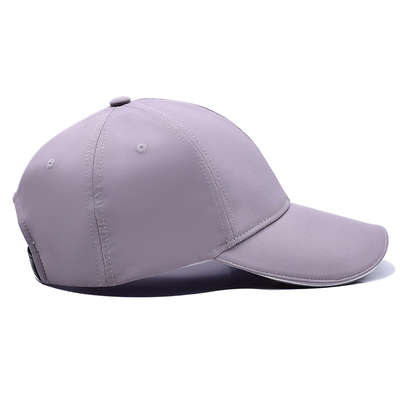 Chapeau de base-ball en blanc à six panneaux avec couronne moyenne Polyester 4 couleur de tissu assortie