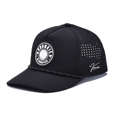 Logo en caoutchouc PVC sur mesure Chapeau de camion 5 panneaux imperméable au laser trous de corde Chapeau de golf de course Chapeau de sport pour homme