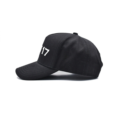 Personnalisez le bonnet de baseball en coton à cinq panneaux avec visor incurvé, sangle réglable et forme structurée
