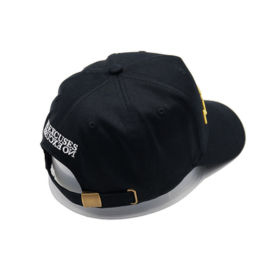 Une casquette de base-ball sur mesure avec bande de coton et fermeture réglable