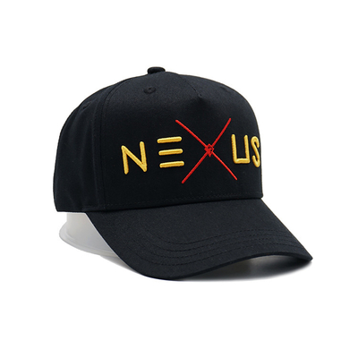 Une casquette de base-ball sur mesure avec bande de coton et fermeture réglable