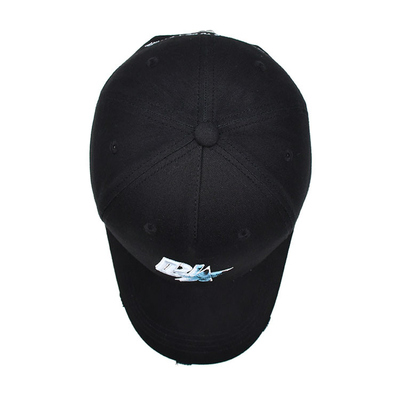 Une casquette de baseball brodée avec une boucle métallique personnalisée peut remplacer votre logo