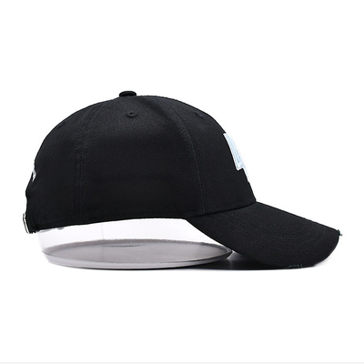Une casquette de baseball brodée avec une boucle métallique personnalisée peut remplacer votre logo