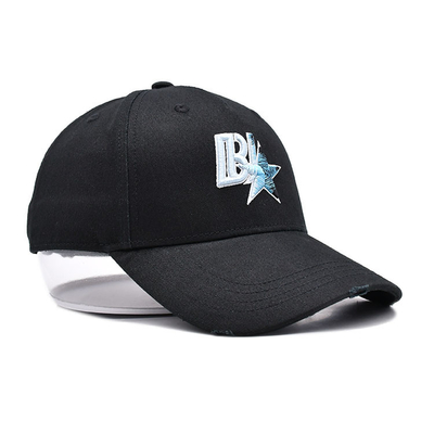 Une casquette de baseball brodée avec une boucle métallique personnalisée peut remplacer votre logo