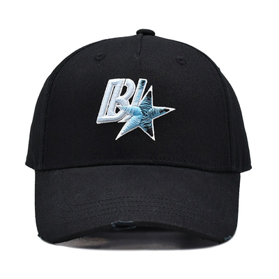 Une casquette de baseball brodée avec une boucle métallique personnalisée peut remplacer votre logo