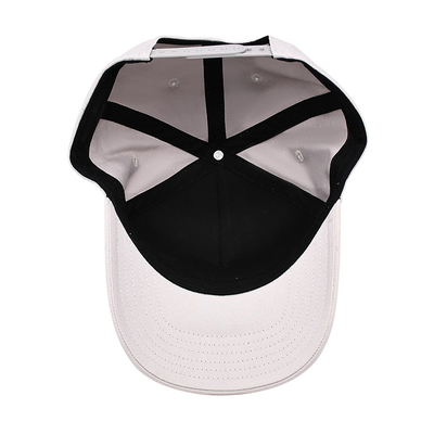 Visor incurvé, casquette de baseball à cinq panneaux avec couture pour faire correspondre la couleur du tissu au patch fixé