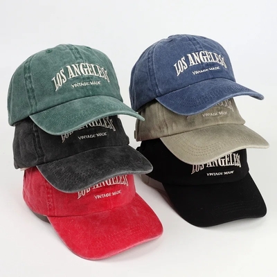 Coupe de base-ball à 6 panneaux avec visor courbé à broderie plate