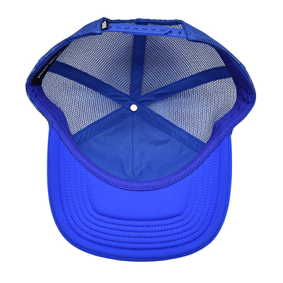 Logo brodé Chapeau de toute saison 6 panneaux Casquettes construites avec visière d'éponge et panneau avant