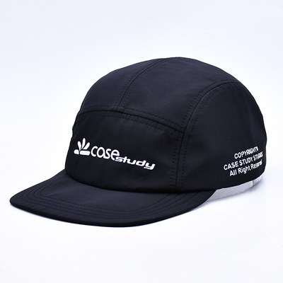 Chapeau de course en nylon imprimé en noir sur mesure avec poches décoratives