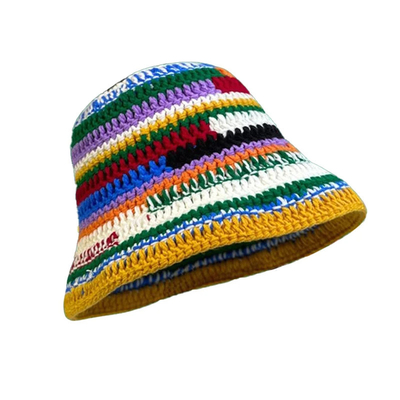 Chapeau à crochet personnalisé Couleur d'automne d'hiver artisanale rayée Tricotée polyvalente Chapeau à crochet épais Chapeau de pêcheur féminin