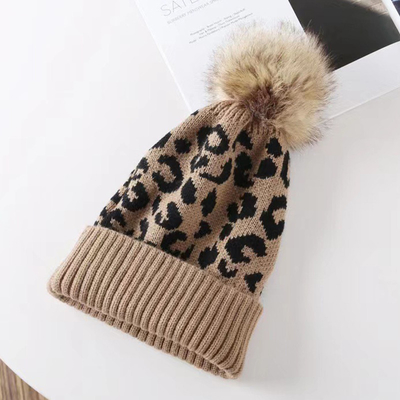Chapeau de printemps de couleur léopard de haute qualité