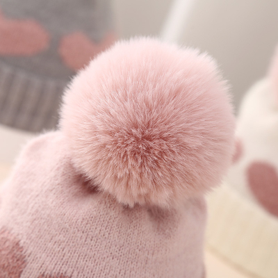 2024 Nouveau automne hiver bébé chapeaux tricotés filles Acrylique Bilayer chaud bébé bonnet Cute cœur chapeau nouveau-né