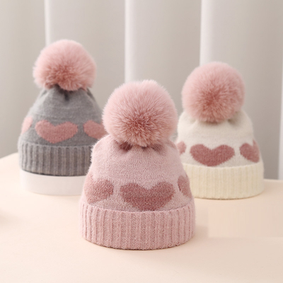2024 Nouveau automne hiver bébé chapeaux tricotés filles Acrylique Bilayer chaud bébé bonnet Cute cœur chapeau nouveau-né