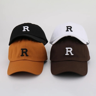 Une casquette de baseball à six panneaux non structurée La combinaison parfaite de coton et de style