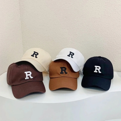 Une casquette de baseball à six panneaux non structurée La combinaison parfaite de coton et de style