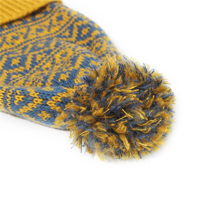 Marque d' hiver, chapeaux de fourrure, pom-poms, bonnets à tricot, chapeau épais, bonnets de femmes, bonnets de femmes, bonnets de femmes.