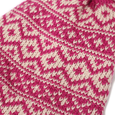 Marque d' hiver, chapeaux de fourrure, pom-poms, bonnets à tricot, chapeau épais, bonnets de femmes, bonnets de femmes, bonnets de femmes.