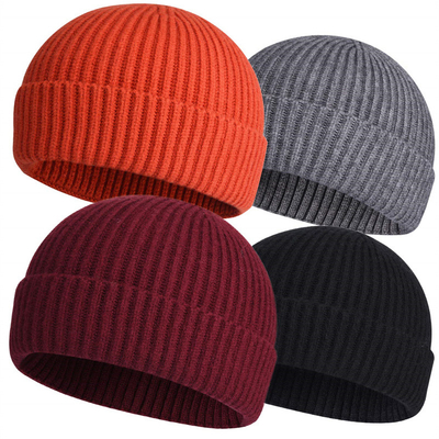 Chapeaux à bonnet en tricot pour adultes pour les occasions décontractées Broderie/Jacquard/Blanc et circonférence du chapeau