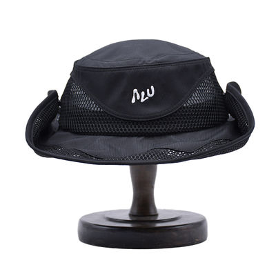 Chapeau de plongée à large bordure