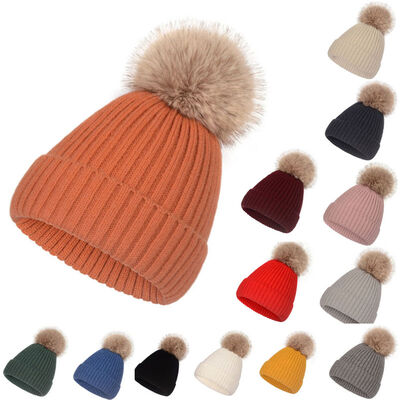 Chapeau d'hiver chaud tricoté pour les femmes occasionnel massif rayé calottes chapeaux de ski enfants Floppy fourrure pompom bonnet