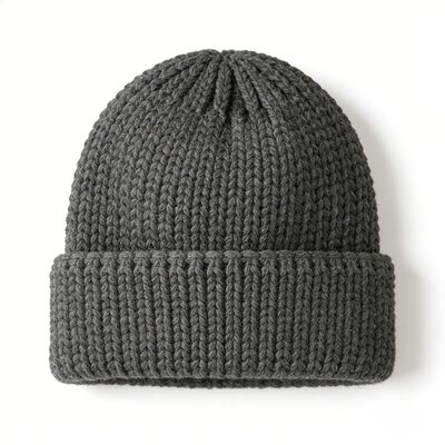 Logo personnalisé Unisexe bonnet tricoté avec acrylique de haute qualité pour la chaleur et le style hivernal