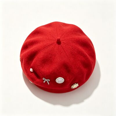 Béret mélange de laine rouge avec une grande durabilité pour toutes les saisons et taille personnalisée