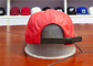 Panneaux plats du chapeau 5 de tissu de cuir de bord de campeur rouge